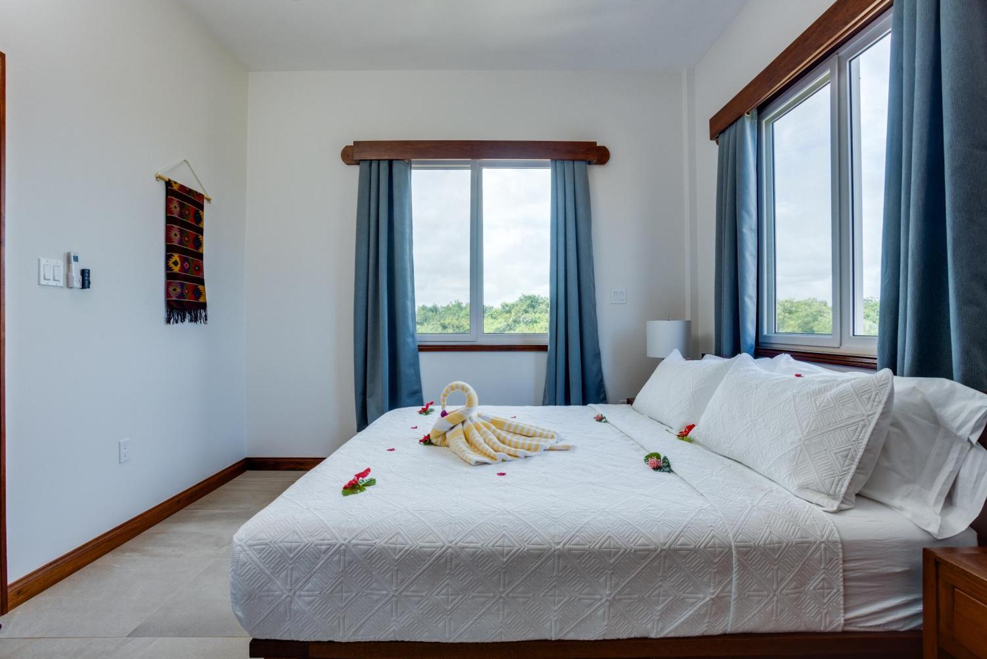 Seiri Del Mar Aparthotel Хопкинс Екстериор снимка