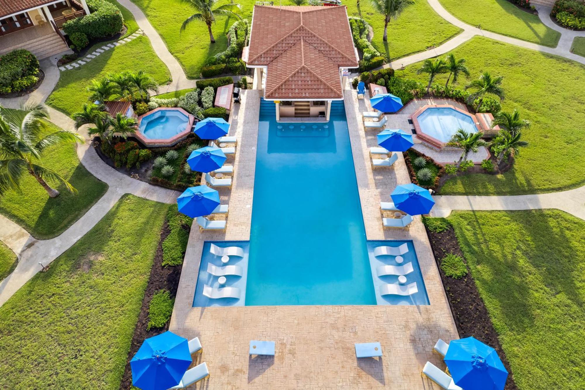 Seiri Del Mar Aparthotel Хопкинс Екстериор снимка